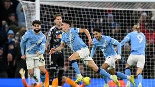 Hình ảnh cho bài Foden ghi bàn phút 90+1 cứu Man City khỏi thảm họa trước Leeds