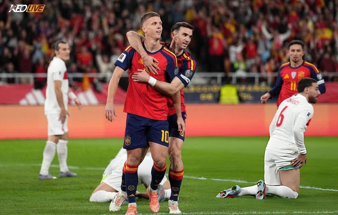 Olmo đang dần chứng minh vai trò quan trọng của mình ở hàng tiền vệ | Keolive