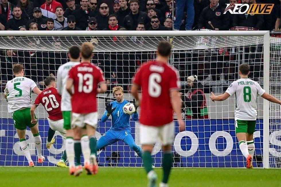 Hungary vượt lên dấn trước từ phút thứ 4 | Keolive