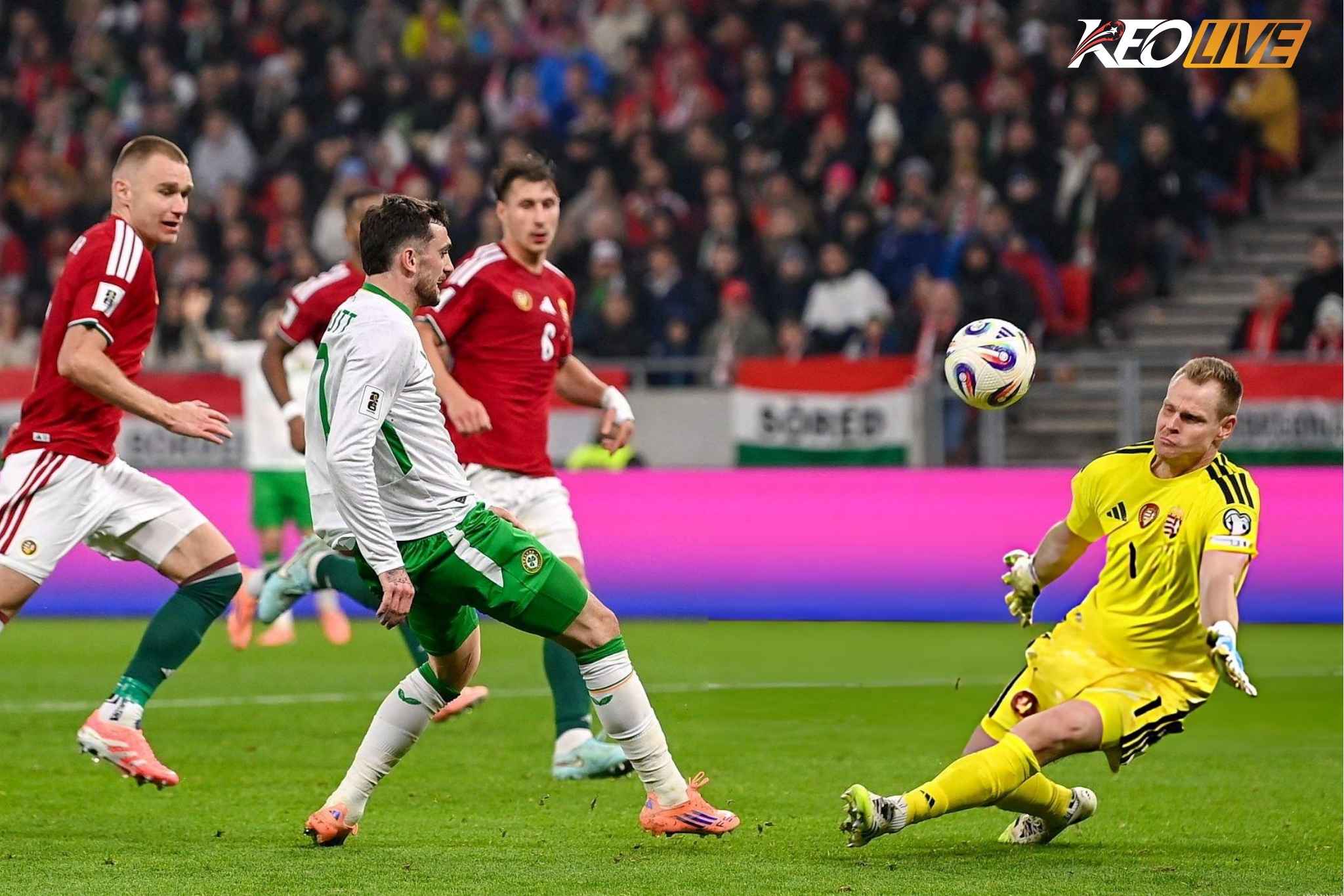 Parrott đóng vai người hùng trong 2 lượt trận quyết định của Ireland | Keolive