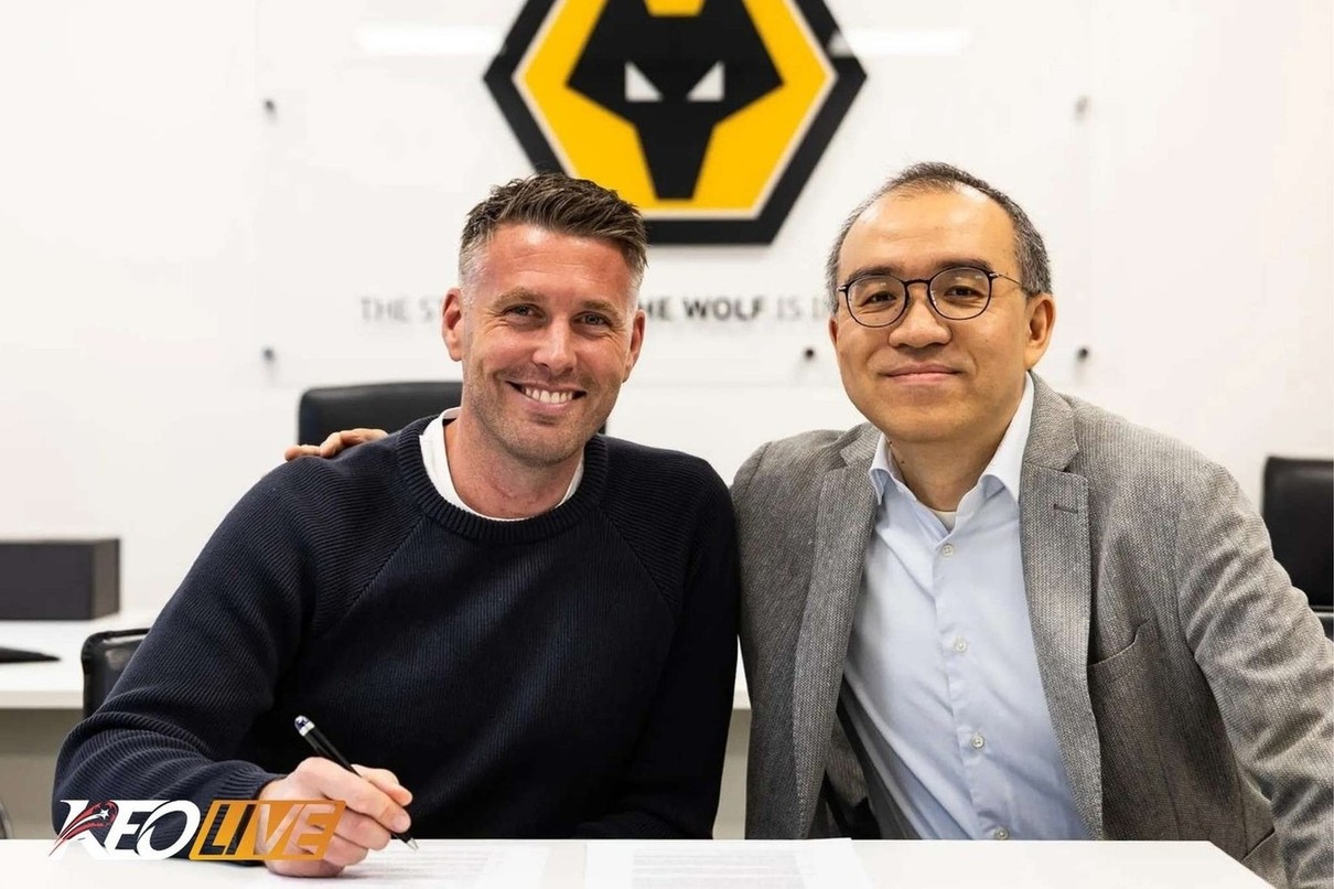 Rob Edwards là người thứ 10 tại Premier League từ cầu thủ trở thành HLV cho đội mình thi đấu | Keolive