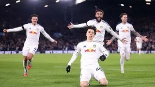 Hình ảnh cho bài Leeds 3-1 Chelsea: Đội bóng khó lường nhất châu Âu gọi tên The Blues