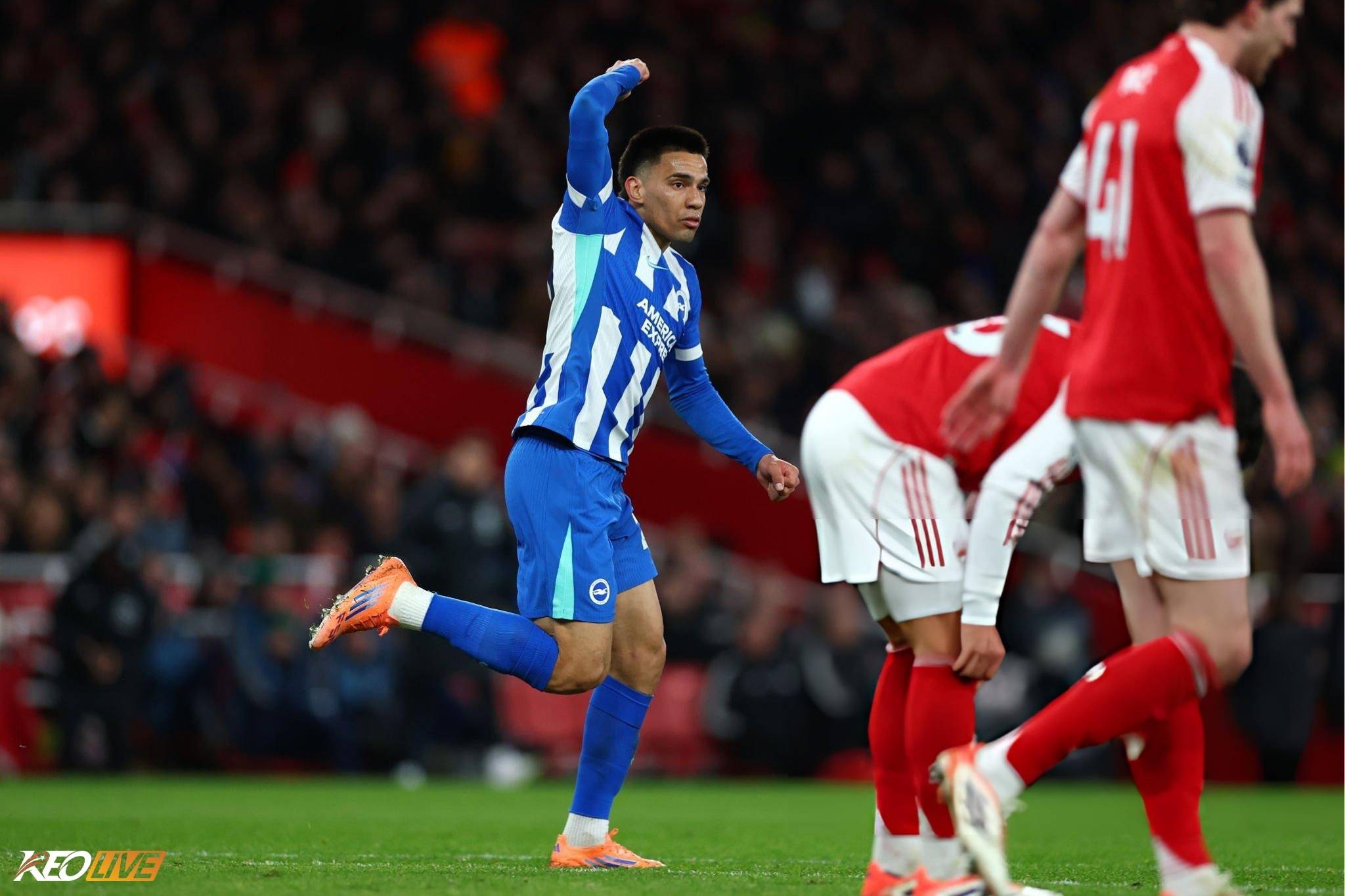 Những nỗ lực của Brighton đem về bàn rút ngắn tỉ số | Keolive