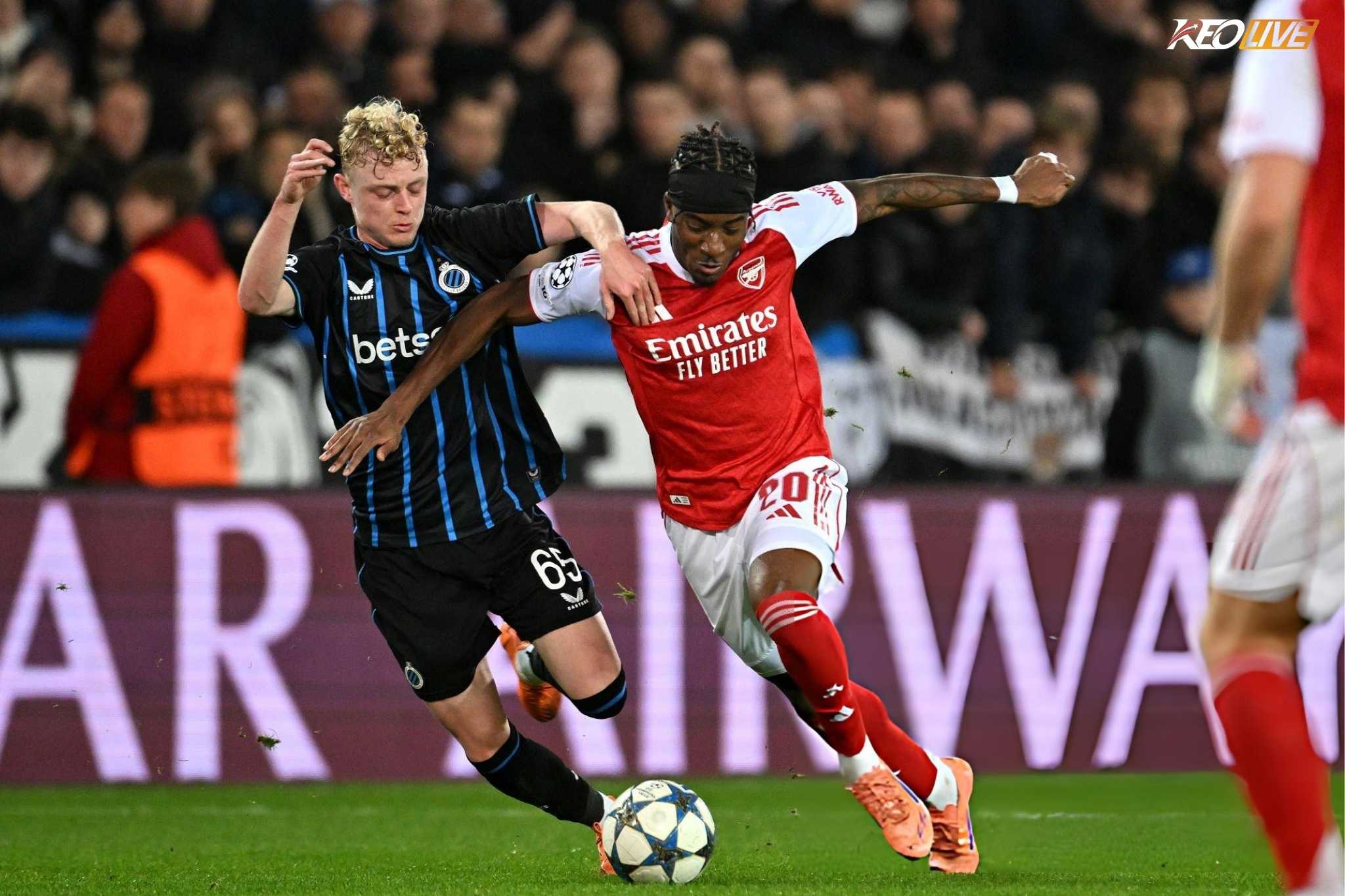 Bàn mở tỉ số đẹp mắt đến từ Madueke | Keolive