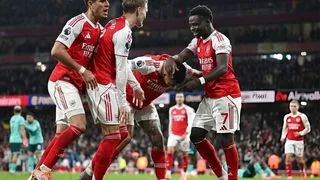Hình ảnh cho bài Wolves ghi cả ba bàn của trận đấu, nhưng Arsenal có ba điểm