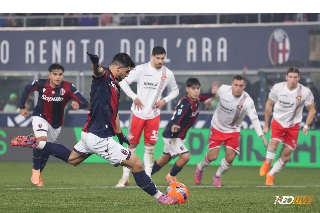 Bologna có bàn rút ngắn tỉ số trước giờ nghỉ | Keolive