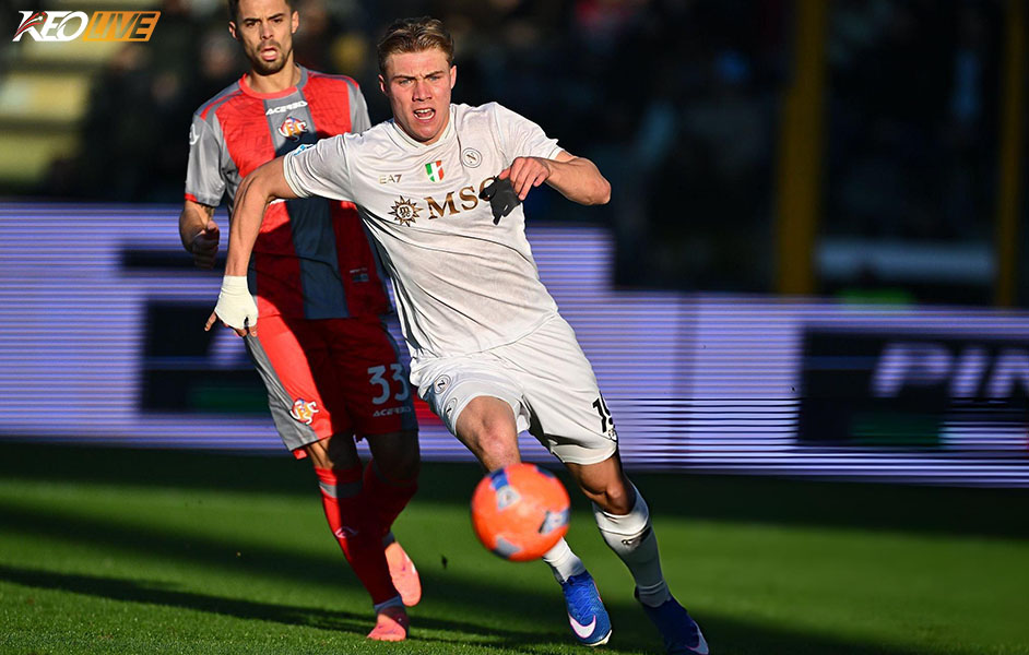 Hojlund bùng nổ với cú đúp ngay trong hiệp 1 | Keolive