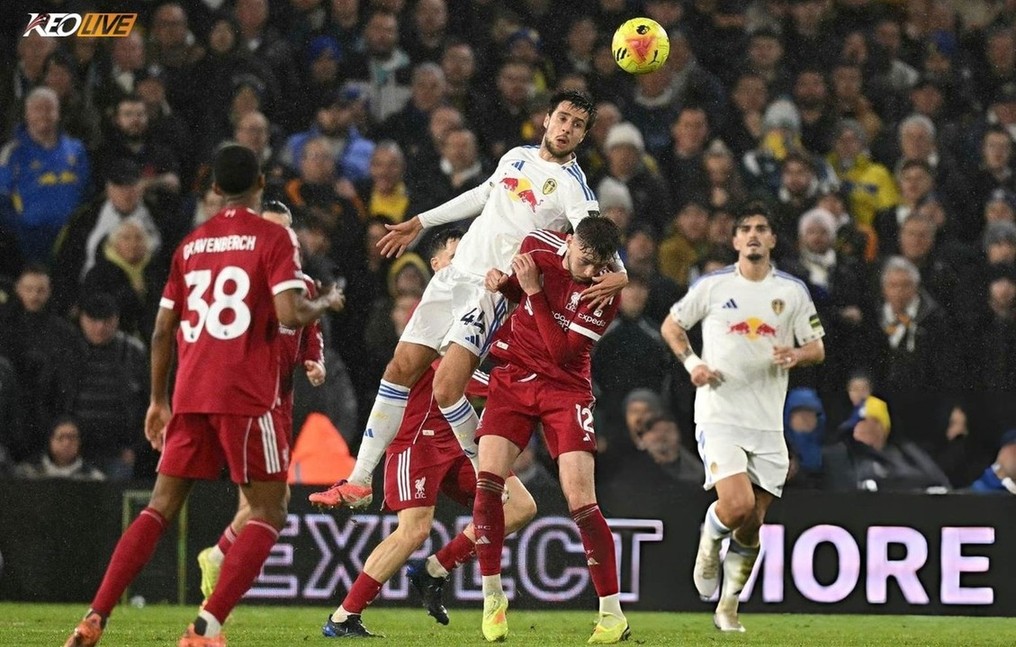 Leeds chơi quyết tâm và có cho mình 2 bàn gỡ | Keolive