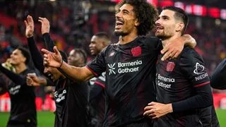 Hình ảnh cho bài Terrier lập siêu phẩm, Leverkusen trở lại top 4 Bundesliga