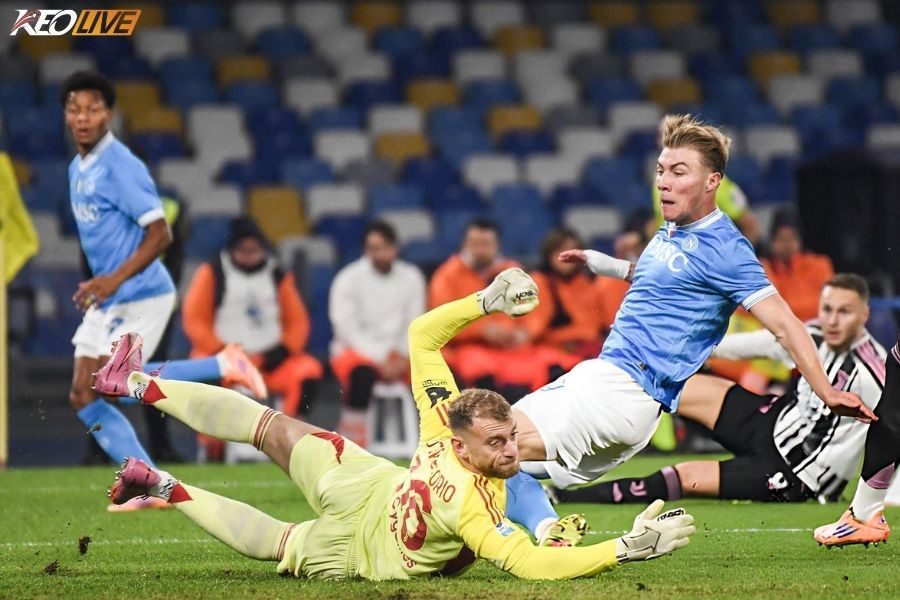 Hojlund sớm đưa Napoli dẫn trước | Keolive