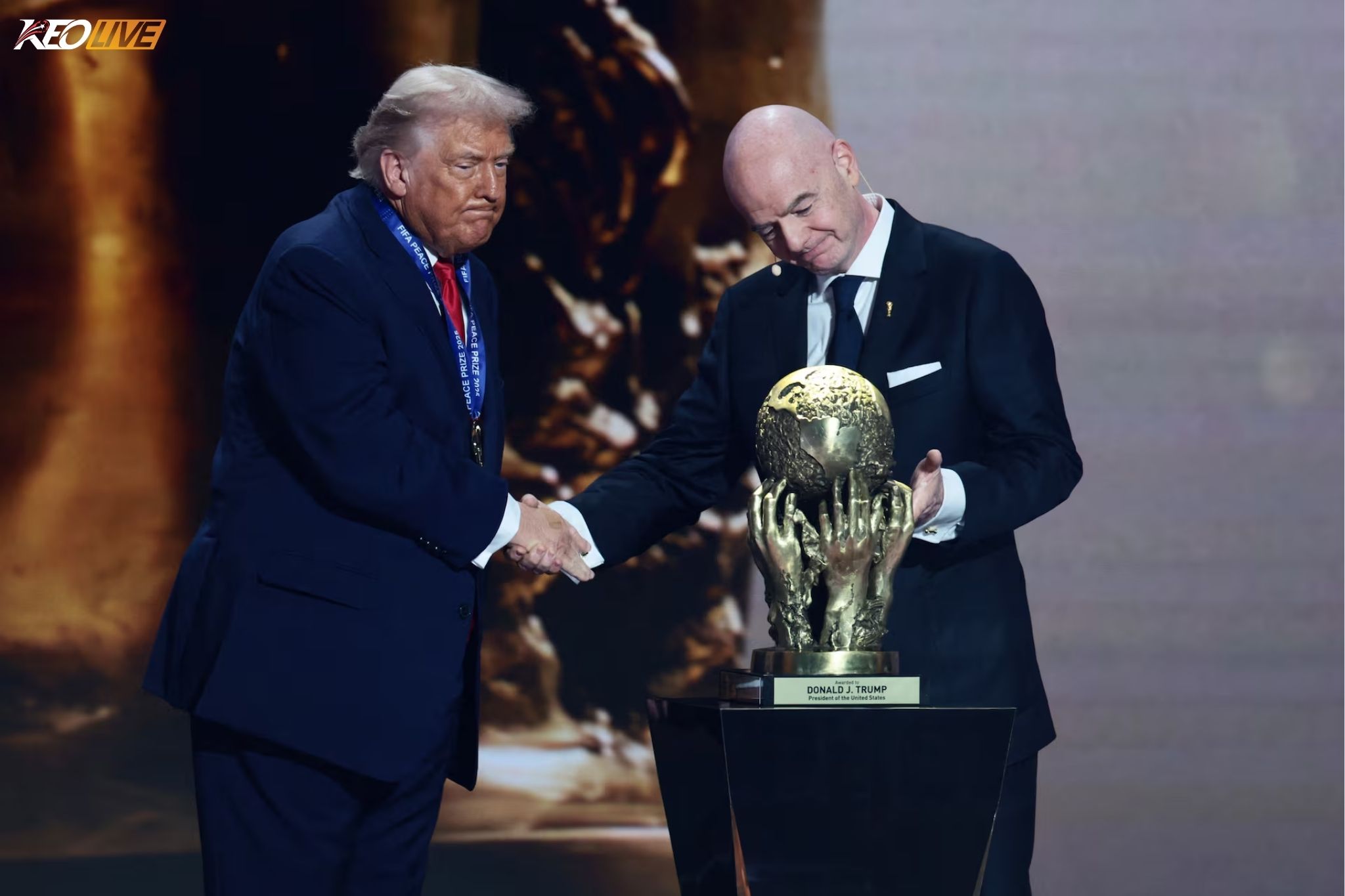 Lễ bốc thăm diễn ra với sự có mặt của tổng thống Mỹ Donald Trump | Keolive