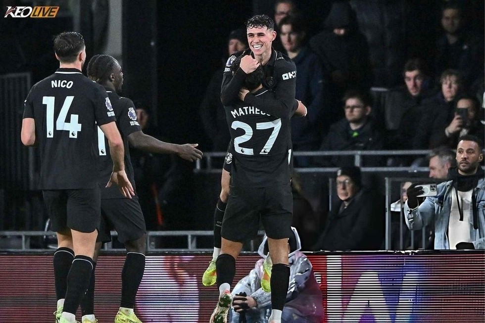 Cú đúp thứ 2 của Foden trong mùa giải này | Keolive