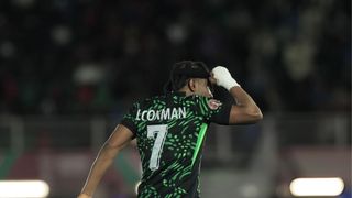 Lookman tỏa sáng, Đại bàng xanh vào vòng 1/8 AFCON