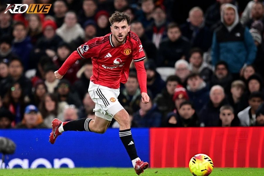 Mason Mount buộc phải rời sân ngay vì cảm thấy không khỏe | Keolive