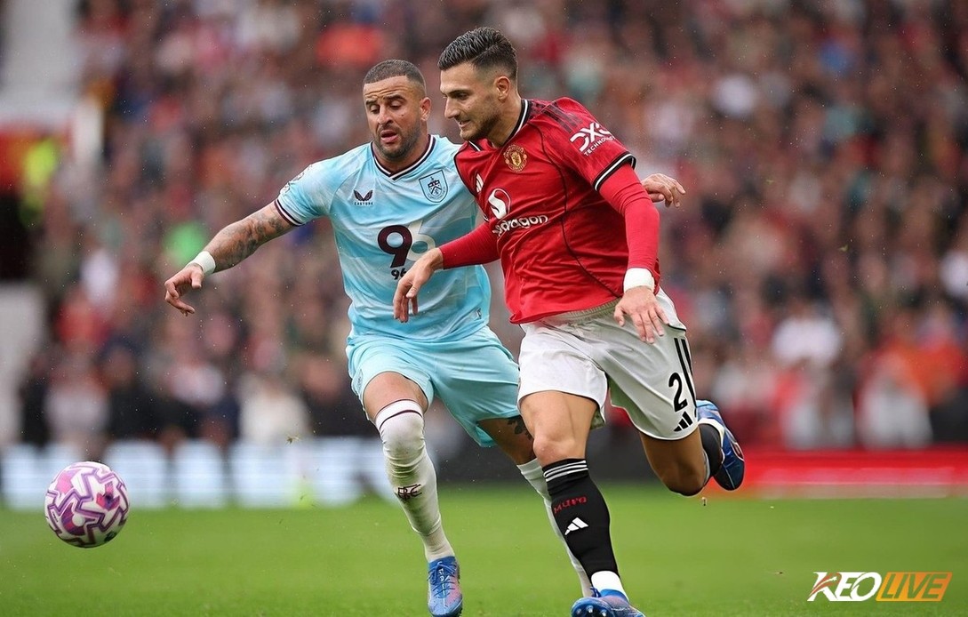 Burnley đang chìm sâu trong khủng hoảng đối đầu với một Manchester United vừa thay tướng | Keolive