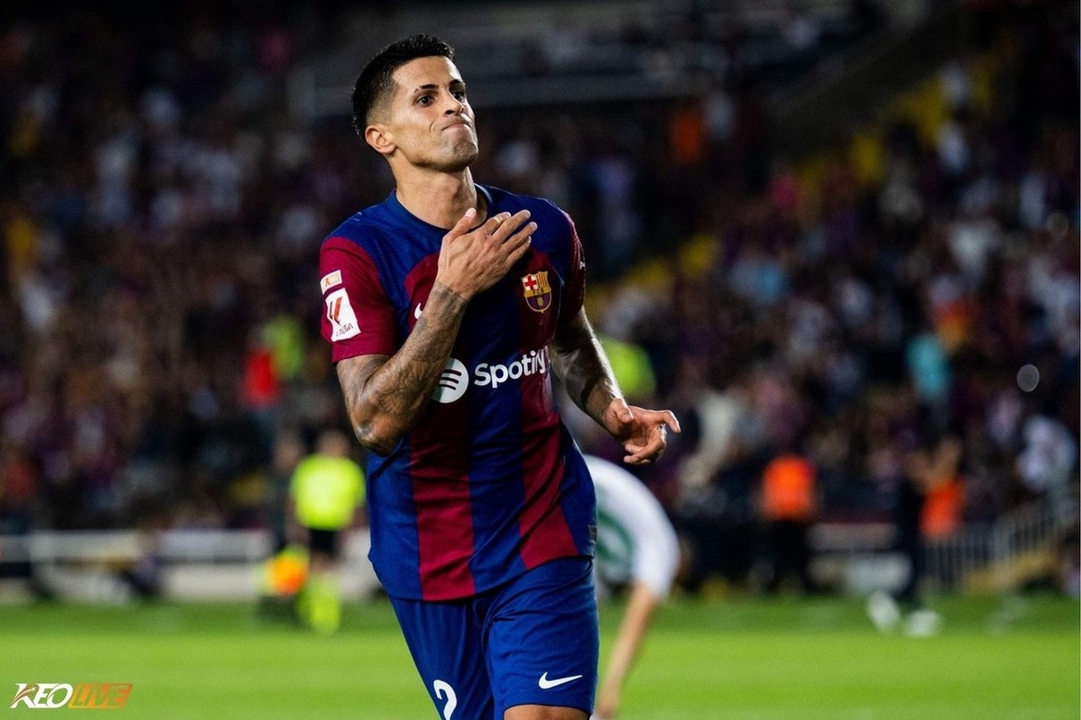 Cancelo đã sẵn sàng cho lần tái ngộ với Barca | Keolive