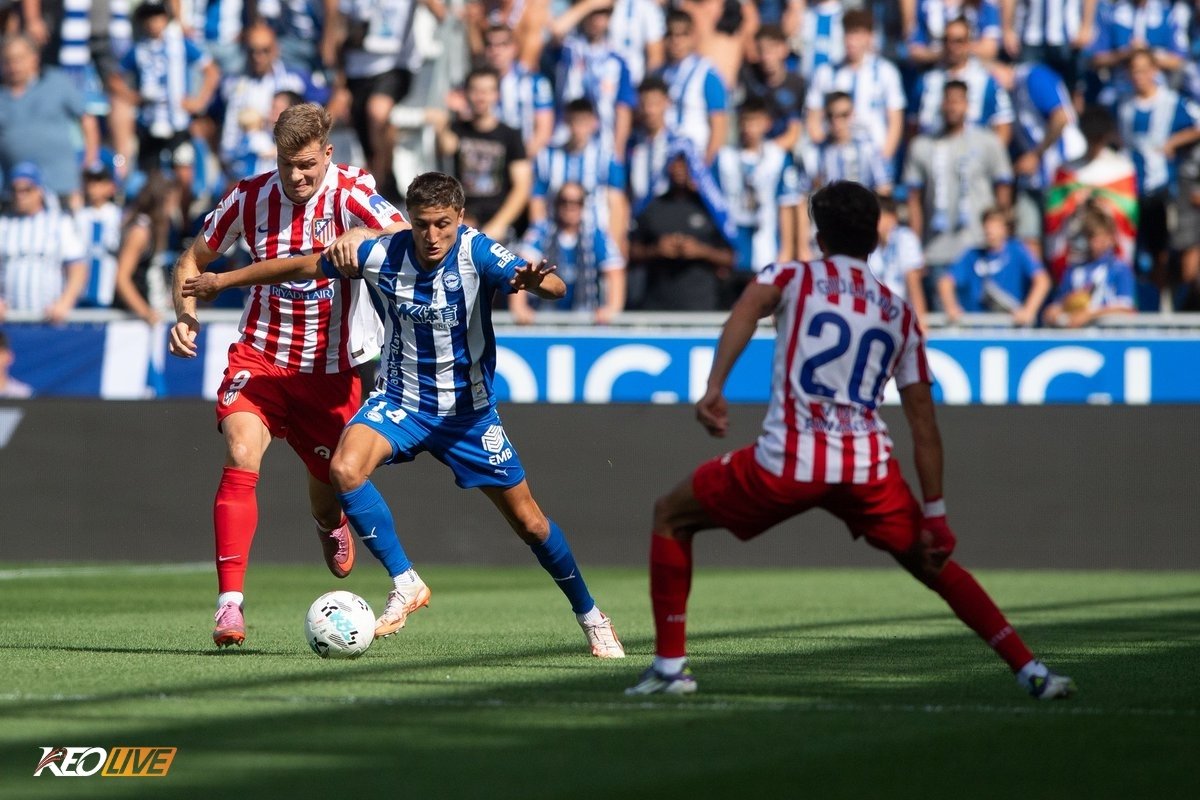 Deportivo Alaves gây không ít khó khăn cho Atletico Madrid ở lượt đi | Keolive