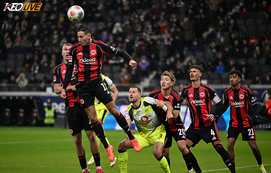 Các trận đấu của Frankfurt mùa này luôn có nhiều bàn thắng | Keolive