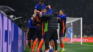 Hình ảnh cho bài Nerazzurri ngược dòng huỷ diệt Pisa, xây chắc ngôi đầu