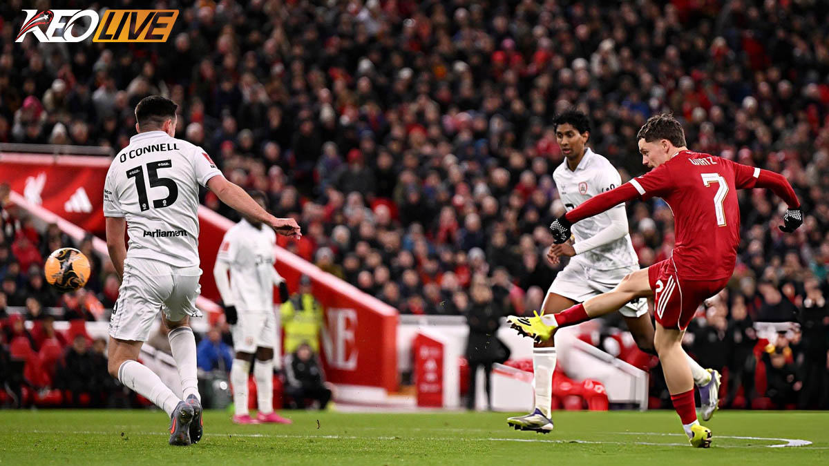 Bàn thắng muộn của Wirtz và Ekitike khiến trận đấu trở nên dễ thở cho các cổ động viên Liverpool | Keolive