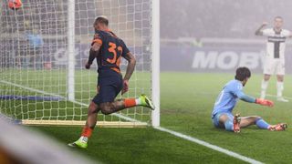 Dimarco, Thuram lập công, Inter hạ Parma bứt tốc cuộc đua Scudetto