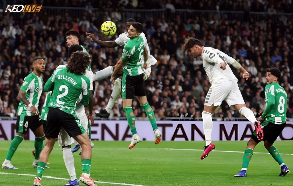 Real hoàn toàn áp đảo ở những pha không chiến | Keolive