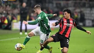 Hình ảnh cho bài Werder Bremen 3-3 Frankfurt: Kịch bản điên rồ tại Weserstadion