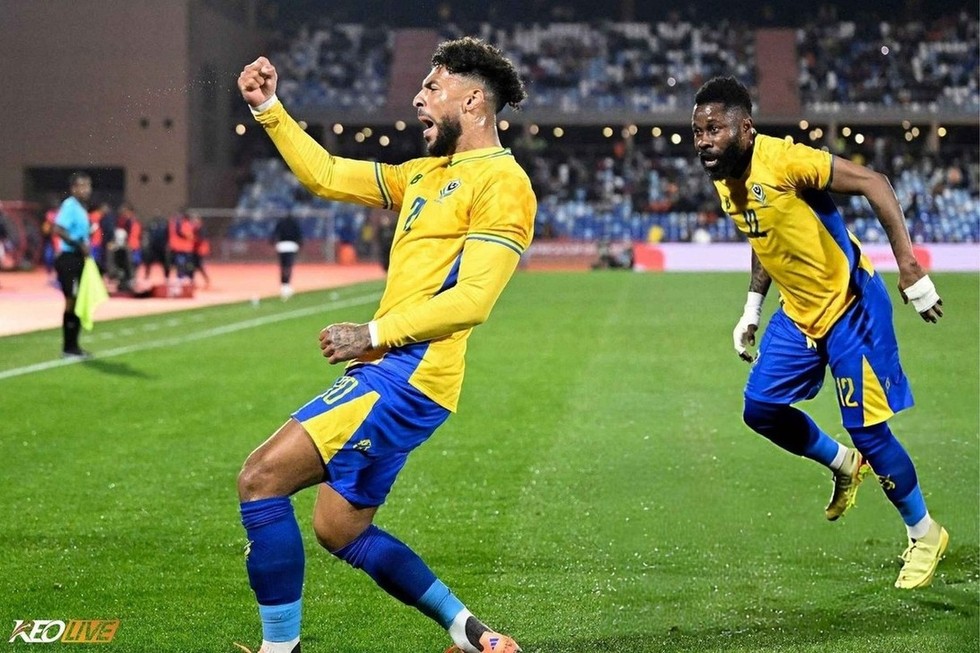 Nửa đầu hiệp 1 chơi cực kỳ thăng hoa của Gabon | Keolive