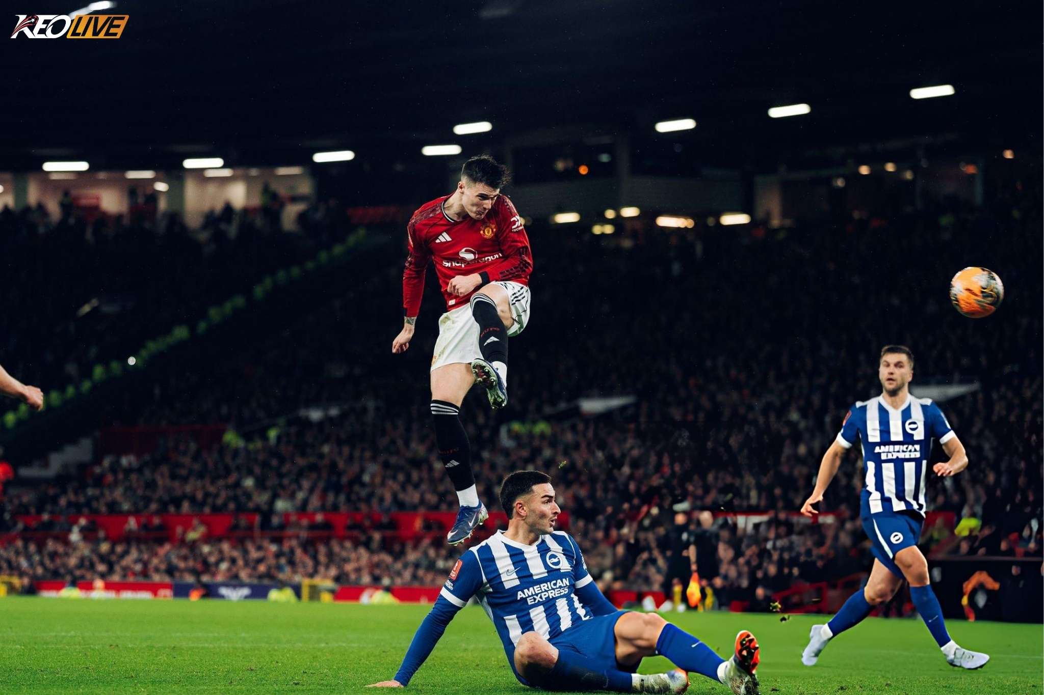 Pha đánh đầu của Sesko đem về chút hy vọng cho MU | Keolive