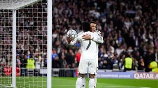 Hình ảnh cho bài Song sát Mbappé - Vinícius bùng nổ, Real "đánh tennis" tại Bernabéu