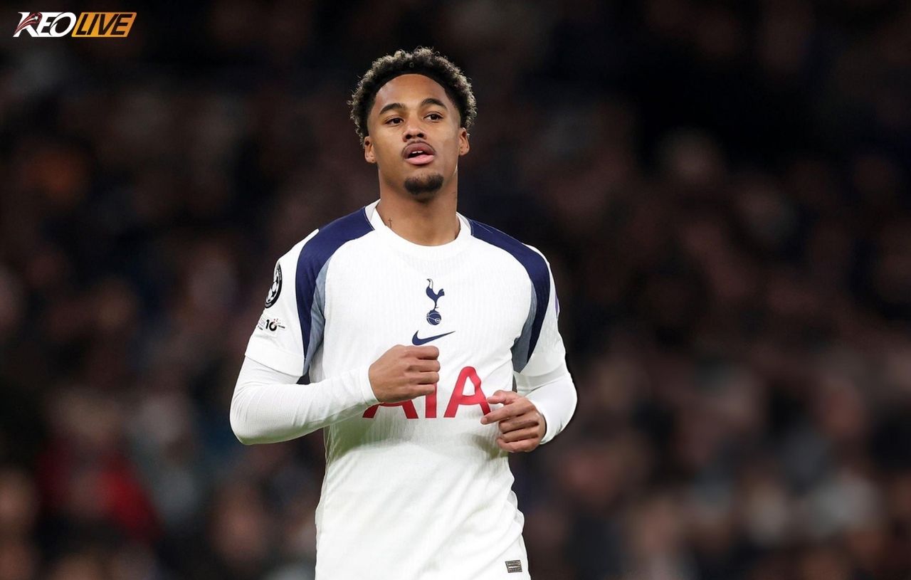 Wilson Odobert kịp thời hỗ trợ đồng đội | Keolive