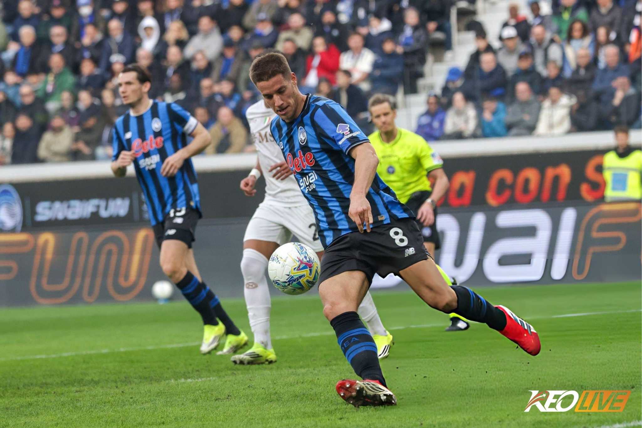Pasalic đang là trụ cột nơi tuyến giữa của Atalanta | Keolive
