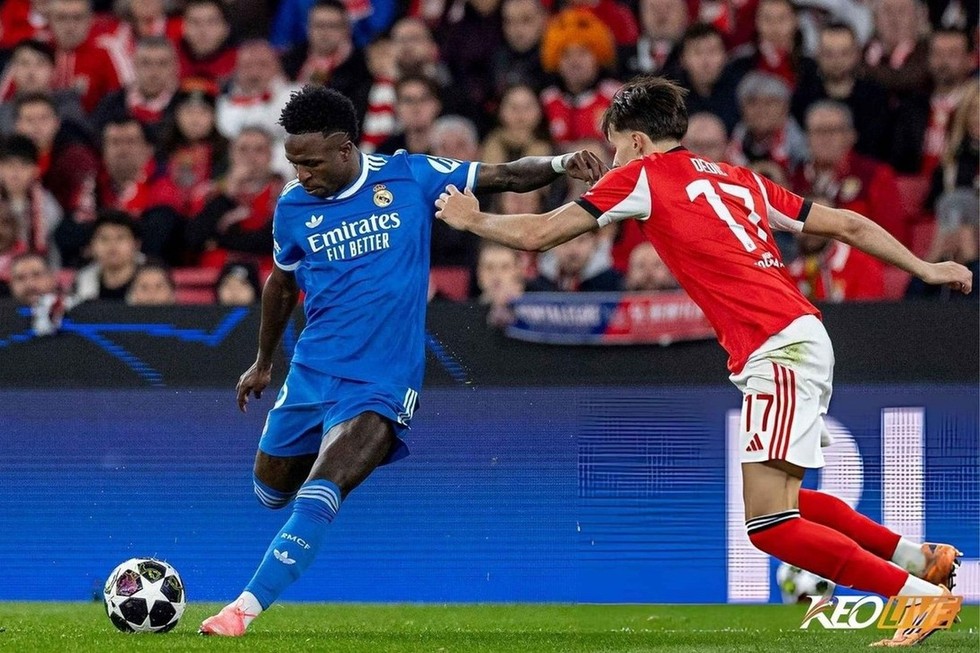 Vinicius lập siêu phẩm đem về bàn thắng cho Real | Keolive