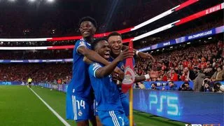 Hình ảnh cho bài Vinicius lập siêu phẩm, Real có lợi thế lượt đi ngay trên sân Benfica