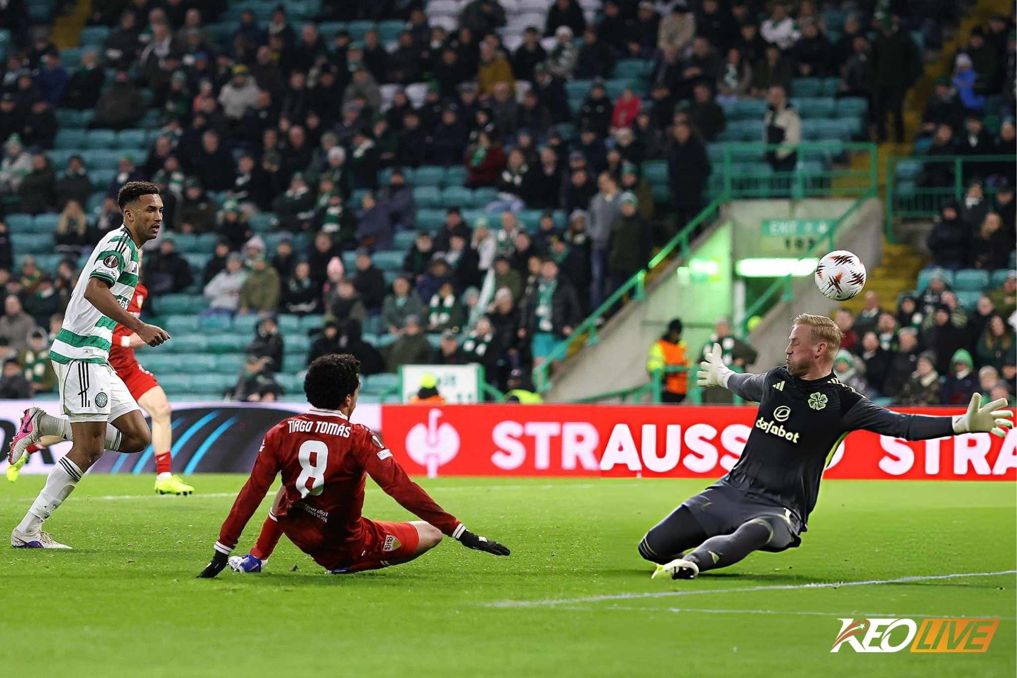 Phong độ thảm hại của Schmeichel khiến anh chỉ nhận được 3.3 điểm sau trận đấu | Keolive