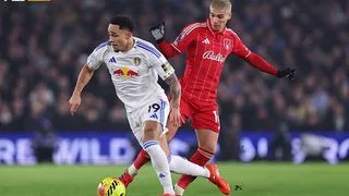 Hình ảnh cho bài Đánh bại Forest 3-1, Leeds có bước tiến lớn trong cuộc đua trụ hạng