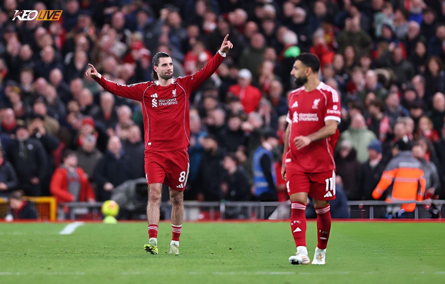 Szoboszlai tái hiện pha sút phạt thần sầu vào lưới Arsenal ở lượt đi | Keolive