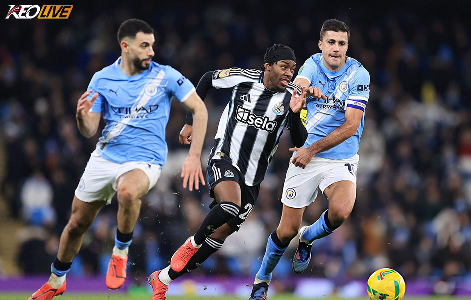 Elanga lập siêu phẩm đem về bàn danh dự cho Newcastle | Keolive