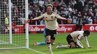 Hình ảnh cho bài Mac Allister ghi bàn phút 97, Liverpool có chiến thắng trước Forest