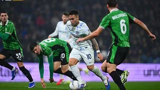 Hình ảnh cho bài Inter hủy diệt Sassuolo 5-0, băng băng trên đỉnh Serie A