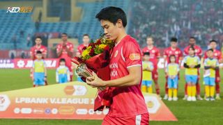 Đình Bắc khẳng định bản ngã sau bàn thắng tại Cúp C2