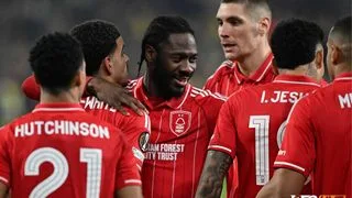 Hình ảnh cho bài HLV Pereira ra mắt hoàn hảo, Forest đại thắng trước Fenerbahce