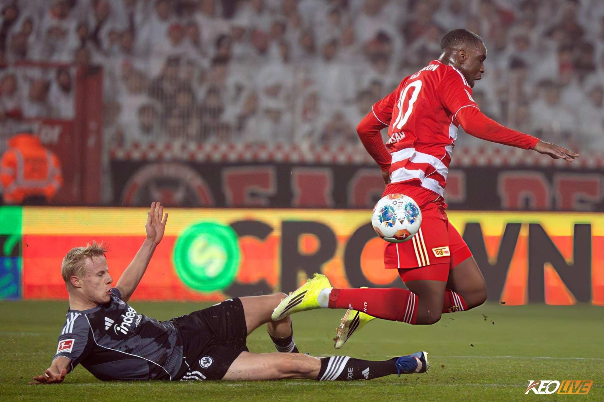 Tình huống phạm lỗi dẫn đễn thẻ đỏ và penalty | Keolive