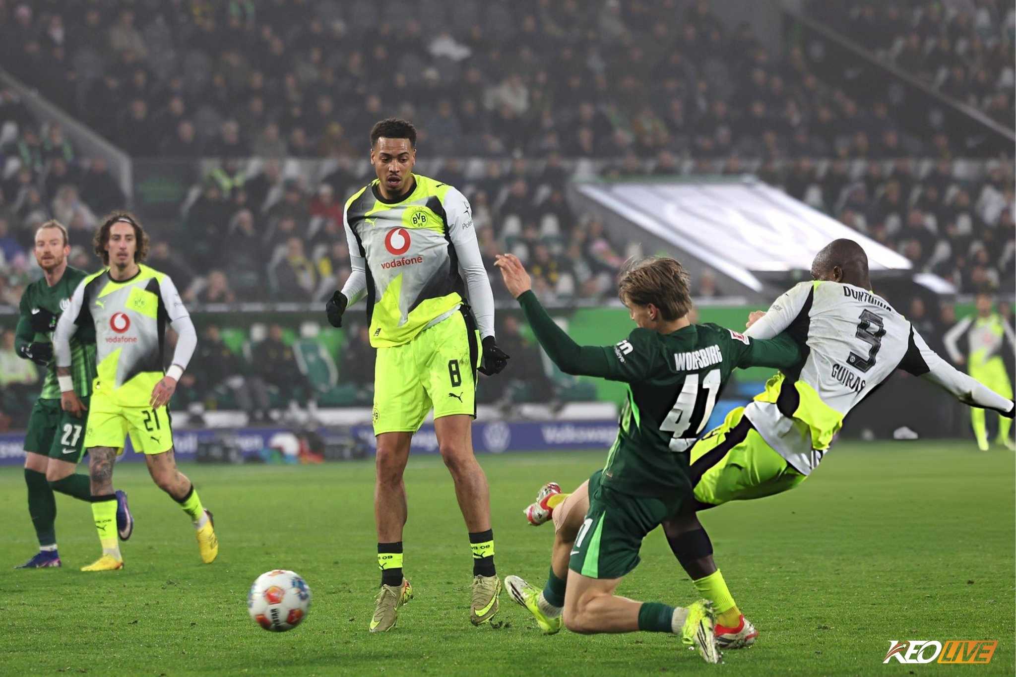 Phong độ đang lên cao của Guirassy đưa Dortmund quay lại cuộc đua vô địch | Keolive