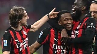 Hình ảnh cho bài Estupiñán ghi bàn thắng duy nhất, Rossoneri nhuộm đỏ thành Milan