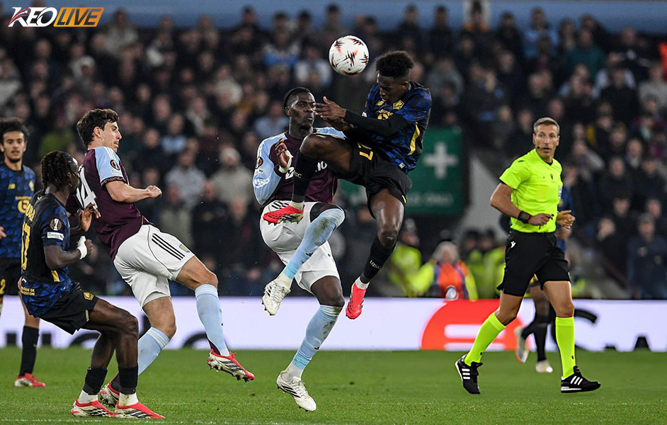 Lille không thể tạo ra áp lực đủ lớn lên khung thành của Martinez | Keolive