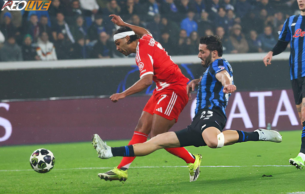 Tỷ số là 3-0 cho Bayern khi trận đấu chưa qua phút 30 | Keolive