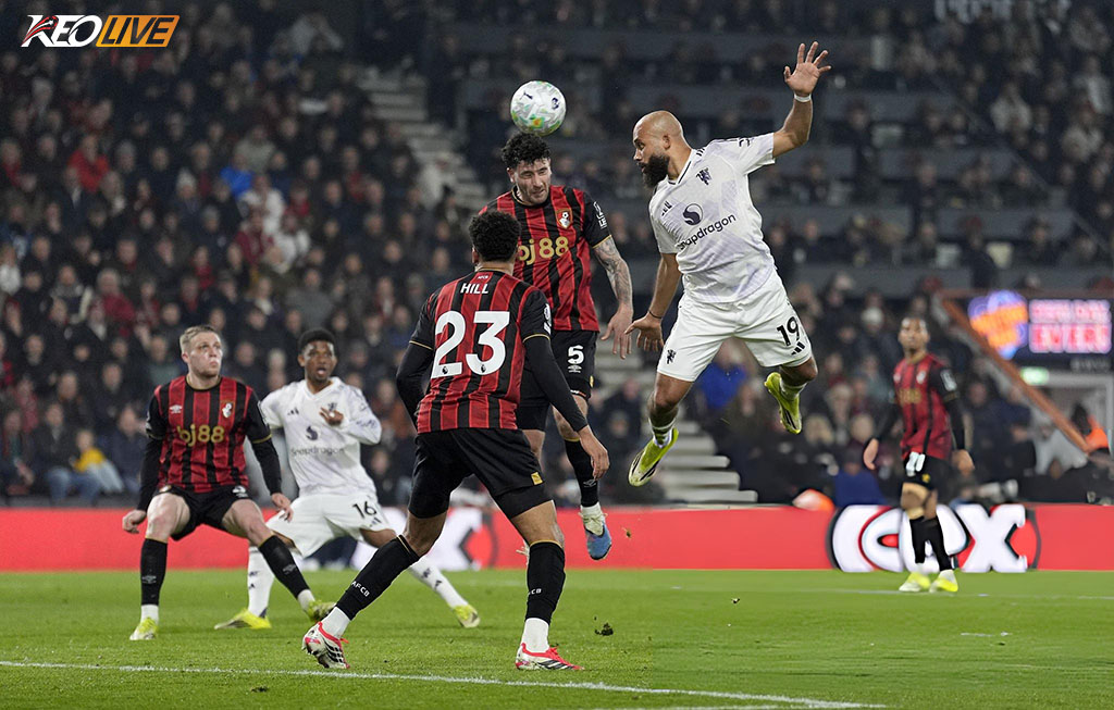 Hiệp 1 cân bằng với sự xuất sắc của hai thủ môn | Keolive