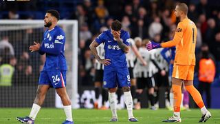 Thất thủ trước Newcastle, Chelsea đứng trước viễn cảnh mất vé dự C1