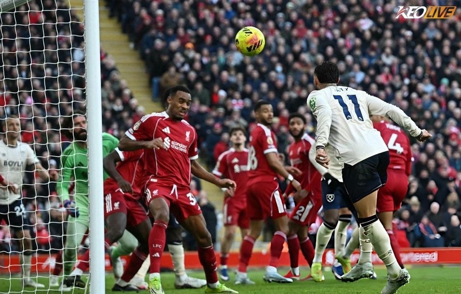 West Ham nỗ lực đem về được hai bàn gỡ | Keolive